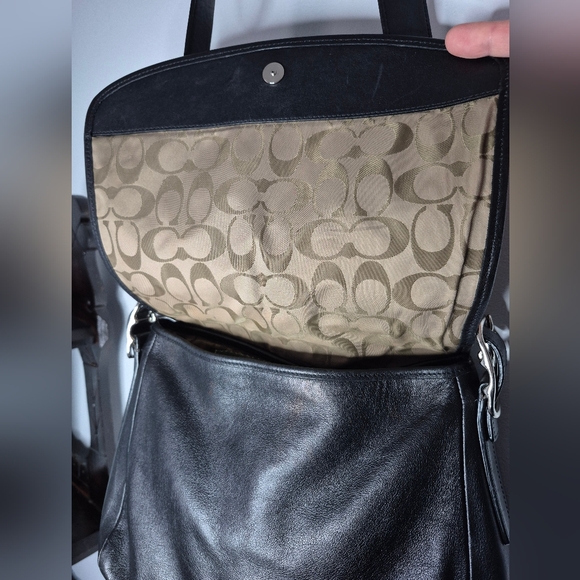 Coach Black Leather Shoulder Bag - Picture 6 of 11